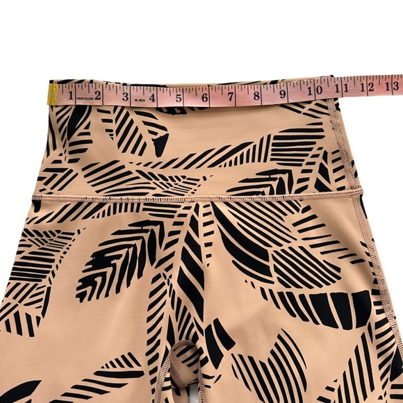 aerie Sz S Women's Beige Chill Play Move Palm Leaf Print 7/8 Legging - Picture 8 of 9